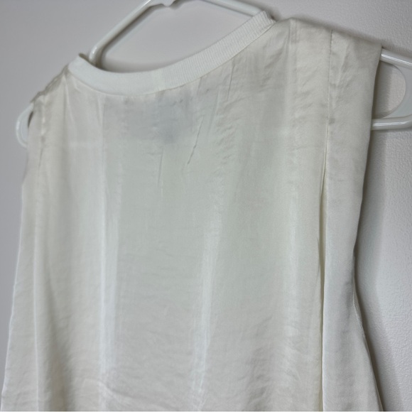 CAbi Complete Ivory Sleeveless Top | #4351 Tank - Picture 10 of 12